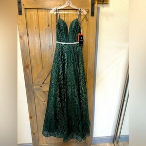 NEW Juliet Green Prom Dress Size XS